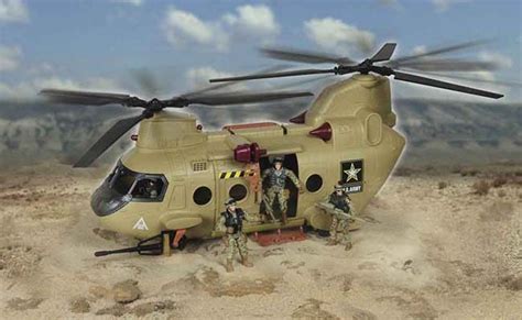 U.S. Army Transport Helicopter (4 Figures) | Excite Toys