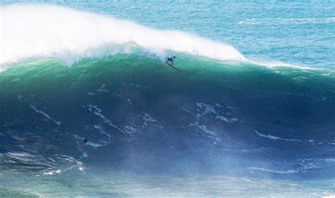 Get news, videos, photos and results from the World Surf League's 2017 Nazaré Challenge surf ...