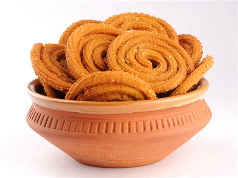 Traditional Bhajani Chakli Recipe For Diwali - Boldsky.com