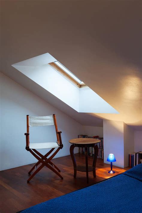 Solar Tubes vs Skylights: Which One Is Right For You? | Central Bay Roof