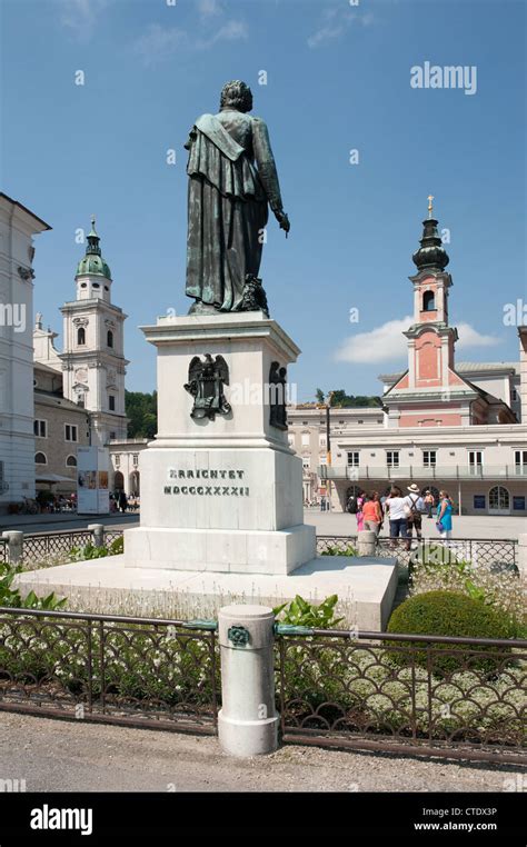 Statue Mozart In Salzburg Austria High Resolution Stock Photography and Images - Alamy