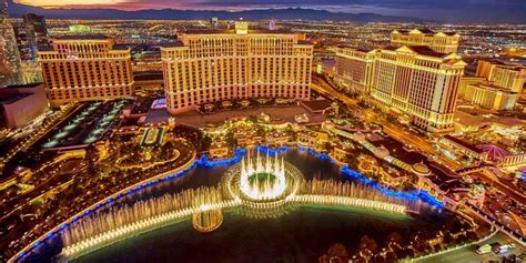 8 Best Hotels in Vegas for 2018 - Las Vegas Hotels & Resorts On and Off ...