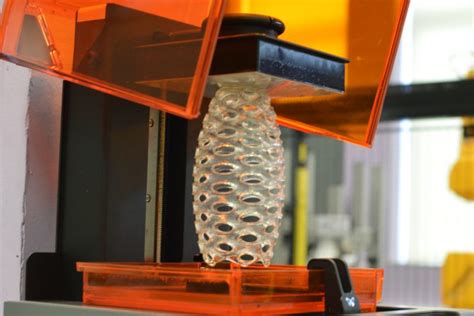 3D Printing – Stereolithography (SLA) – Re-FREAM