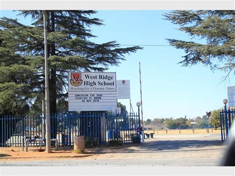 Grade 12 learners suspended for public sexual act on the West Rand | Mossel Bay Advertiser