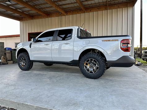 Lifted Tremor Maverick on 2" Rough Country Lift Kit + Yokohama Geolander MT 255/75/17 Tires ...