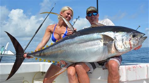 GIANT YELLOWFIN TUNA Catch Clean & Cook ( Venice, Louisiana ) - Bluegabe