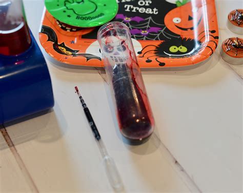 How to make fake blood - Fake Blood Recipe - Halloween Science