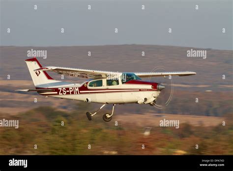 Cessna 210 Centurion Stock Photo - Alamy