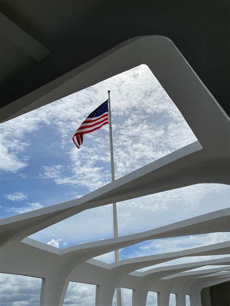 Deluxe USS Arizona Memorial and Historical City Tour - Honolulu, United States - TourMega