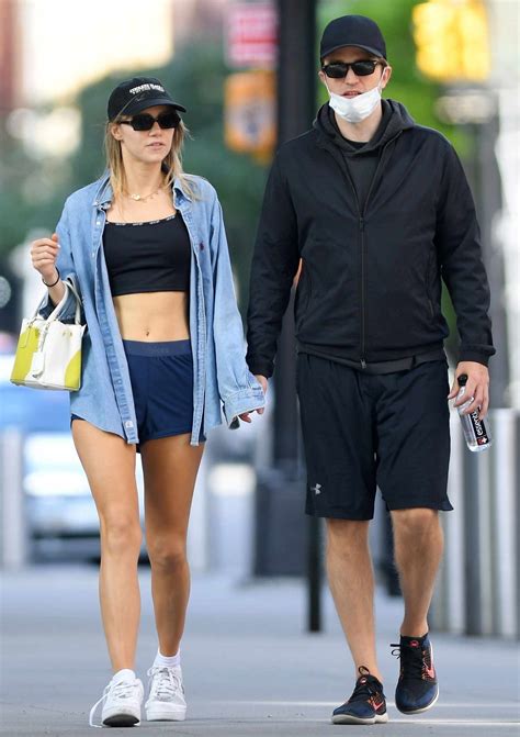 Robert Pattinson , Suki Waterhouse Hold Hands After Hitting Gym: Photo