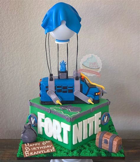 Small And Simple Confections on Instagram: “Fortnite Battle Bus This ...