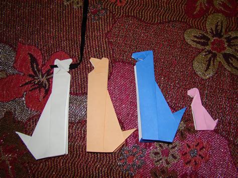 Origami Maniacs: Origami Dog Bookmark