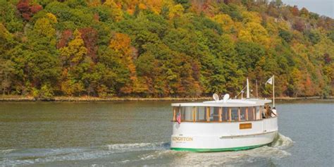 The 5 Best Fall Foliage Cruises in NYC for 2024 + Tickets