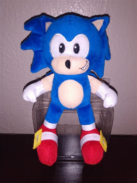 Here's my Jakks Pacific Sonic Prototype plush! This is the earliest ...