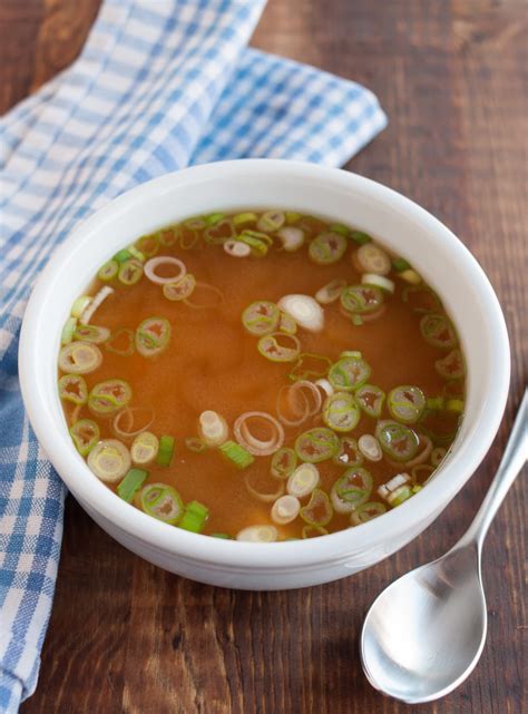 How To Make Easy & Delicious Miso Soup at Home: gallery image 10 Soup ...