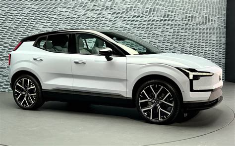 Is the 2025 Volvo EX30 the Fast, Compact, Affordable Electric SUV We've ...