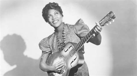 The First Badass Female Guitarist: Meet Sister Rosetta Tharpe, the ...