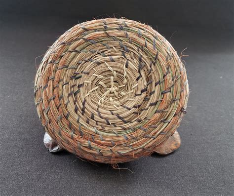 Origin and age of small sweet grass? basket with seed pods | Antiques Board