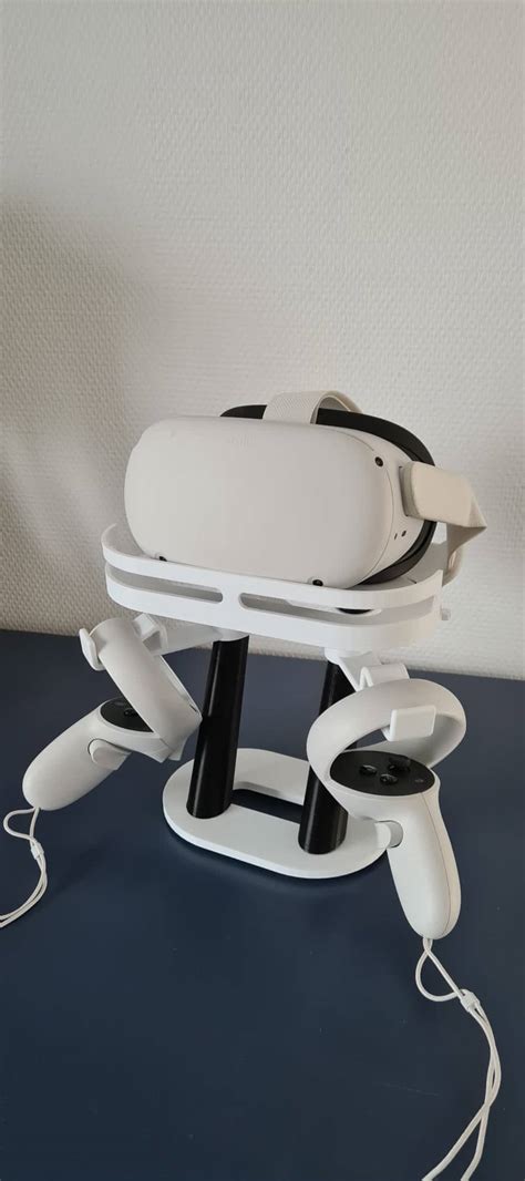 3D printing Oculus Quest 2 Stand / Oculus Quest 2 Stand • made with Creality ender 3・Cults