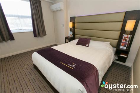 Premier Inn Doncaster (Lakeside) Hotel Review: What To REALLY Expect If You Stay