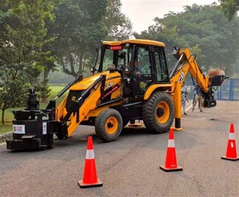 JCB India inaugurates new dealership in Raipur - Constro Facilitator