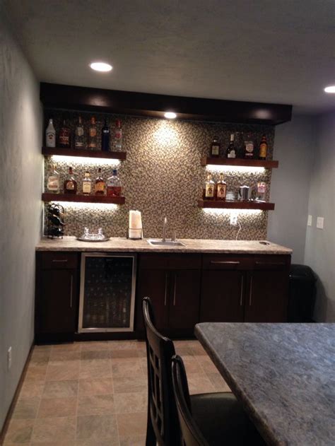 ecbd9bf3882359e9e64b7af8e9ca2924.jpg 640×853 pixels | Home bar designs, Wet bar basement ...