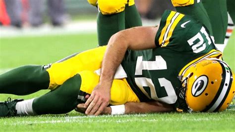 Aaron Rodgers’ injury déjà vu | The Connector