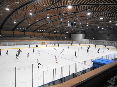 File:Kose sports park Ice Arena indoor skating rink.JPG - Wikimedia Commons