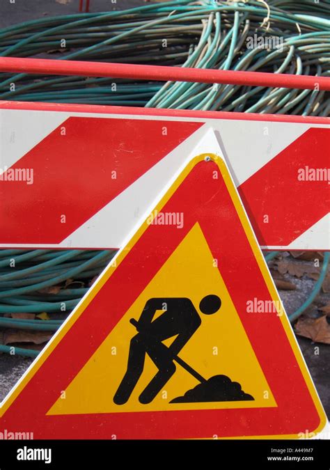 men at work sign Stock Photo - Alamy