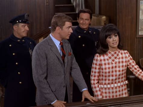 'Twas the Night Before Christmas, You're Under Arrest (1967)