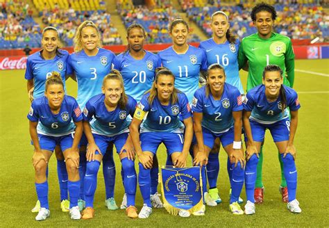 11 fatos sobre a seleção brasileira de futebol feminino que vão muito além do uniforme | Seleção ...