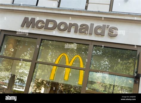 McDonald's sign logo, London, England Stock Photo - Alamy