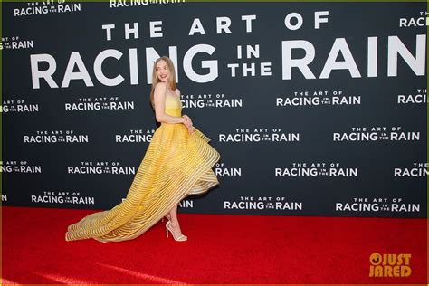 Amanda Seyfried & Milo Ventimiglia Are Joined by Dogs at 'Art of Racing ...