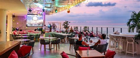 7 Puerto Vallarta Rooftop Bars with Incredible Views | Blog