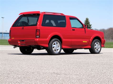 1992–93 GMC Typhoon Sport Utility | Chevrolet blazer, Chevy luv, Gmc