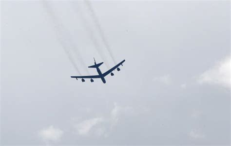 In sign of support, US bombers fly over Dubrovnik, Balkans