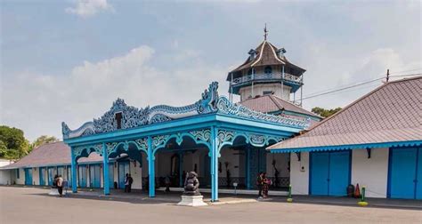 Keraton Surakarta sebagai Wisata Keraton Solo Resmi