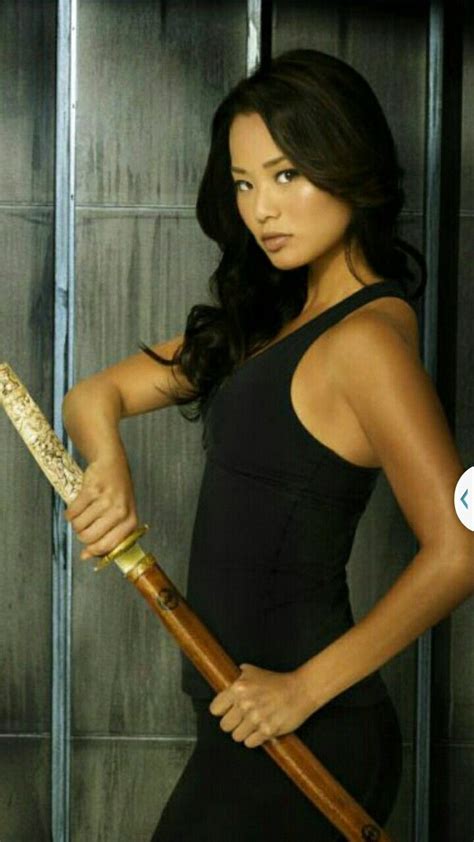 Jamie Chung Once Upon a Time Mulan | Female samurai, Katana girl ...