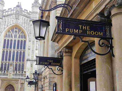 the-pump-room-bath-walking tours - Footprints Tours