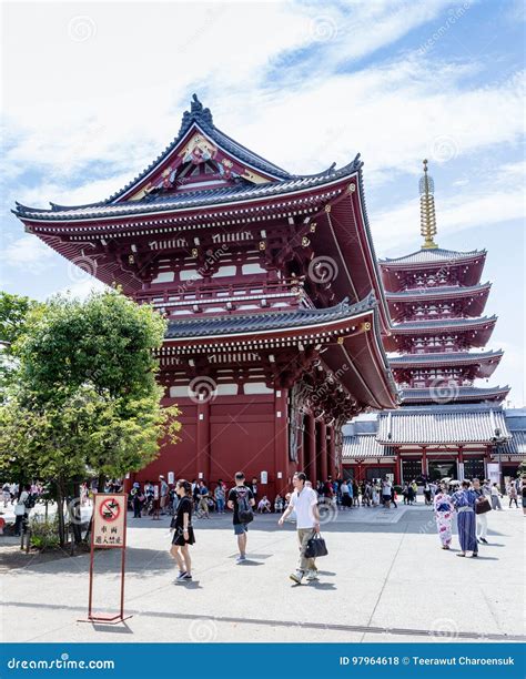 Asakusa temple editorial stock photo. Image of asakusa - 97964618