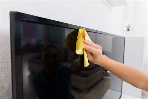 How To Remove Scratches From Flat Screen TVs