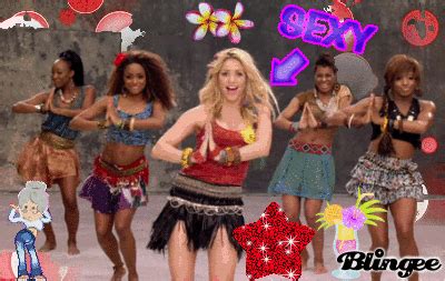 Shakira dance Waka Waka Fotografía #116157556 | Blingee.com