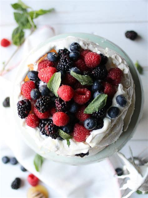 Pavlova with Fresh Berries — Moscow Food Co-op | Pavlova, Food, Fresh ...