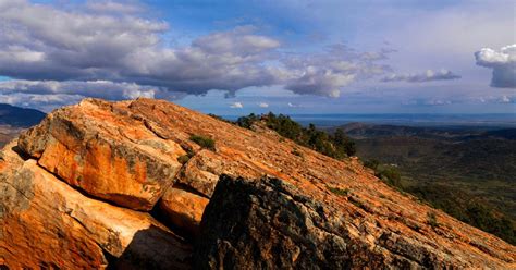 Devil's Peak Walking Trail (2.4km) - Flinders Ranges, SA