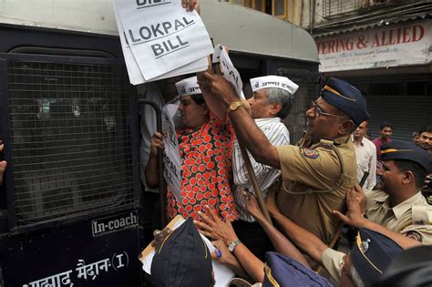 India’s Parliament Introduces Anti-Corruption Bill - The New York Times