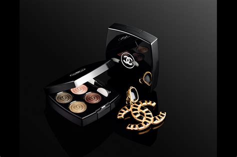 CHANEL - THE HOLIDAY COLLECTION | ODALISQUE DIGITAL