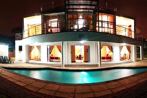 Dolphin's Rest Guesthouse - Bluff, Durban Accommodation.