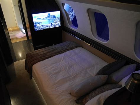 bombardier global 7000 luxury jet