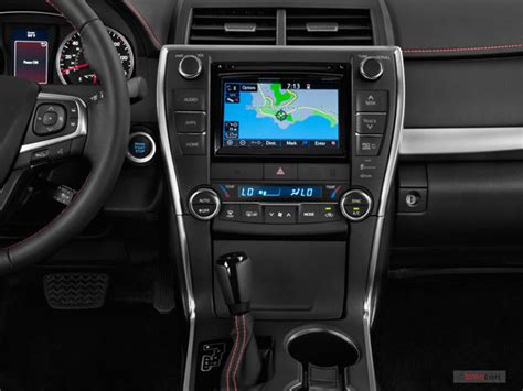 2016 Toyota Camry: 120 Interior Photos | U.S. News