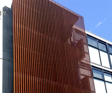 Knotwood - 2 part wood grain aluminium battens system, no maintenance, easy to install.